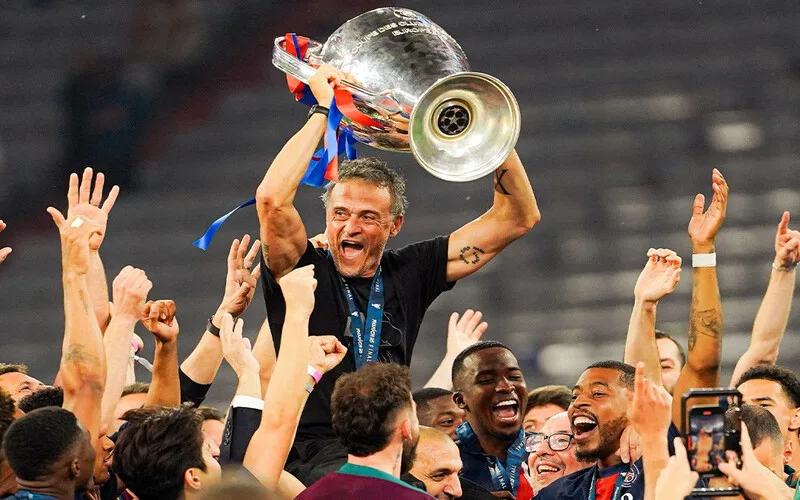 psg vo dich c1 may lan chuong vi dai cua ga khong lo nuoc phap