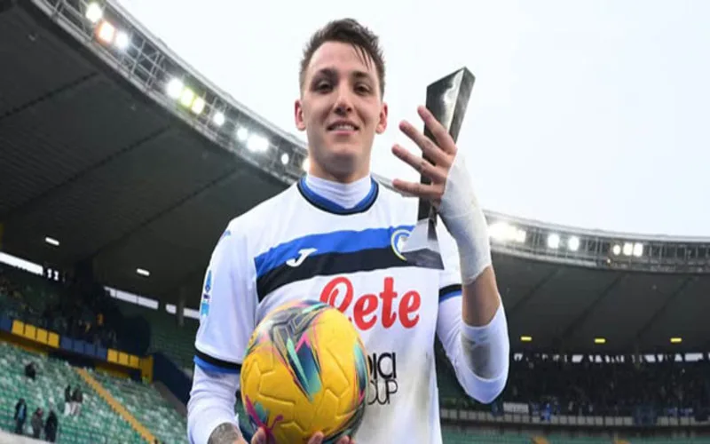 kham pha top 8 vua pha luoi serie a qua cac mua giai