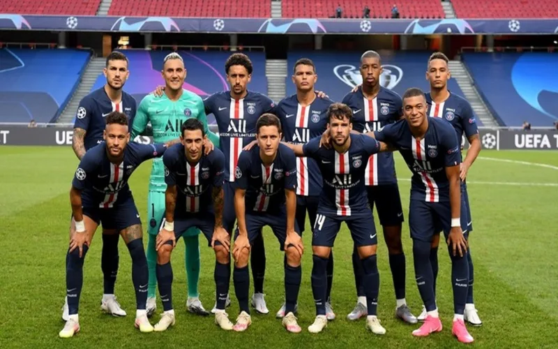 cau lac bo bong da paris saint germain hanh trinh thay doi va khang dinh